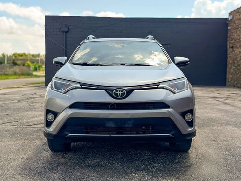 Used 2018 Toyota RAV4 XLE w/ Plus Extra Value Package AWD/4WD image 2
