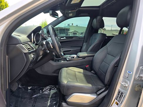 Used 2017 Mercedes-Benz GLS 550 4MATIC image 11