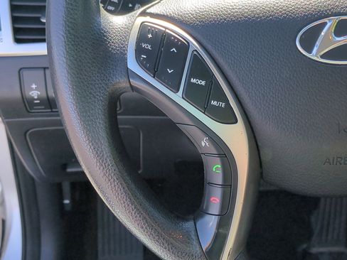 Used 2014 Hyundai Elantra GT image 18