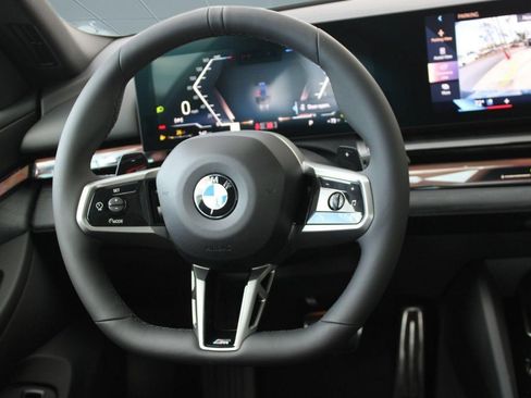 Used 2026 BMW 530i w/ M Sport Package RWD image 11
