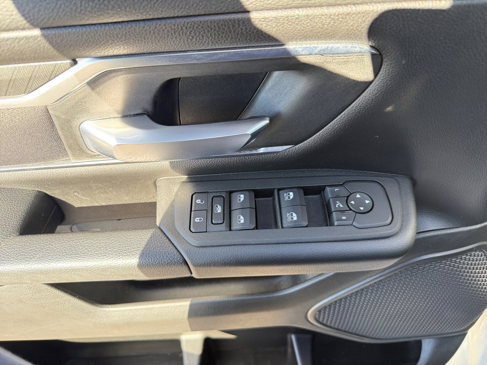 Used 2025 RAM 1500 Big Horn AWD/4WD image 22