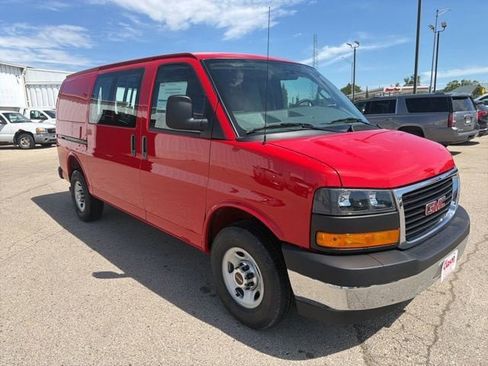 New 2026 GMC Savana 2500 w/ Driver Convenience Package RWD image 7