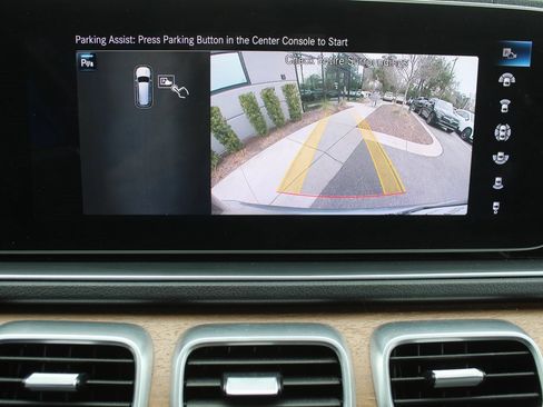 Used 2020 Mercedes-Benz GLS 450 4MATIC image 56