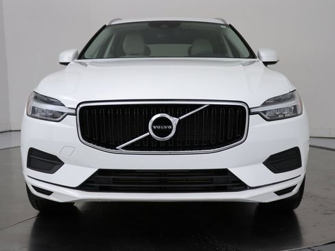 Used 2018 Volvo XC60 T6 Momentum w/ Vision Package image 8
