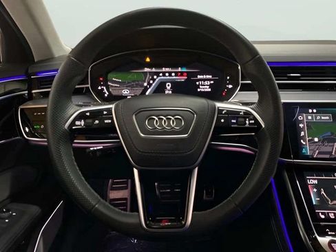 Used 2022 Audi S8 w/ S8 Comfort Plus Package AWD/4WD image 20