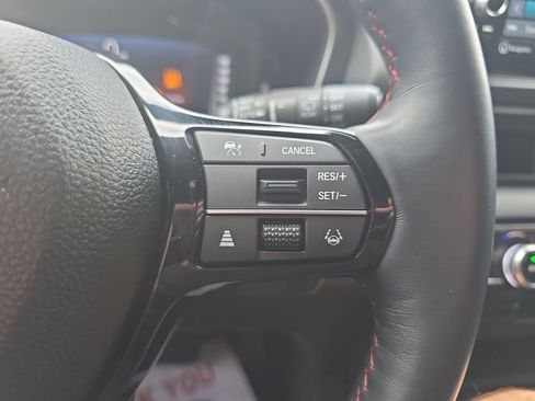 Used 2025 Honda Pilot Black Edition image 25