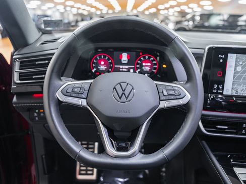 Used 2024 Volkswagen Atlas Cross Sport SEL R-Line AWD/4WD image 33