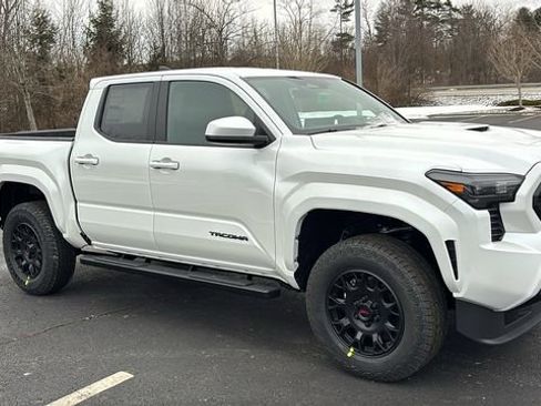 New 2026 Toyota Tacoma TRD Sport image 30