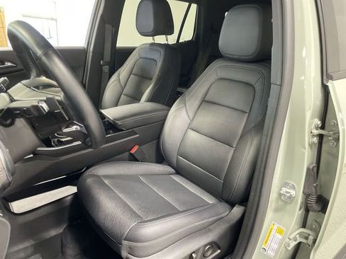 Used 2025 Chevrolet Equinox LT w/ Convenience Package II AWD/4WD image 11