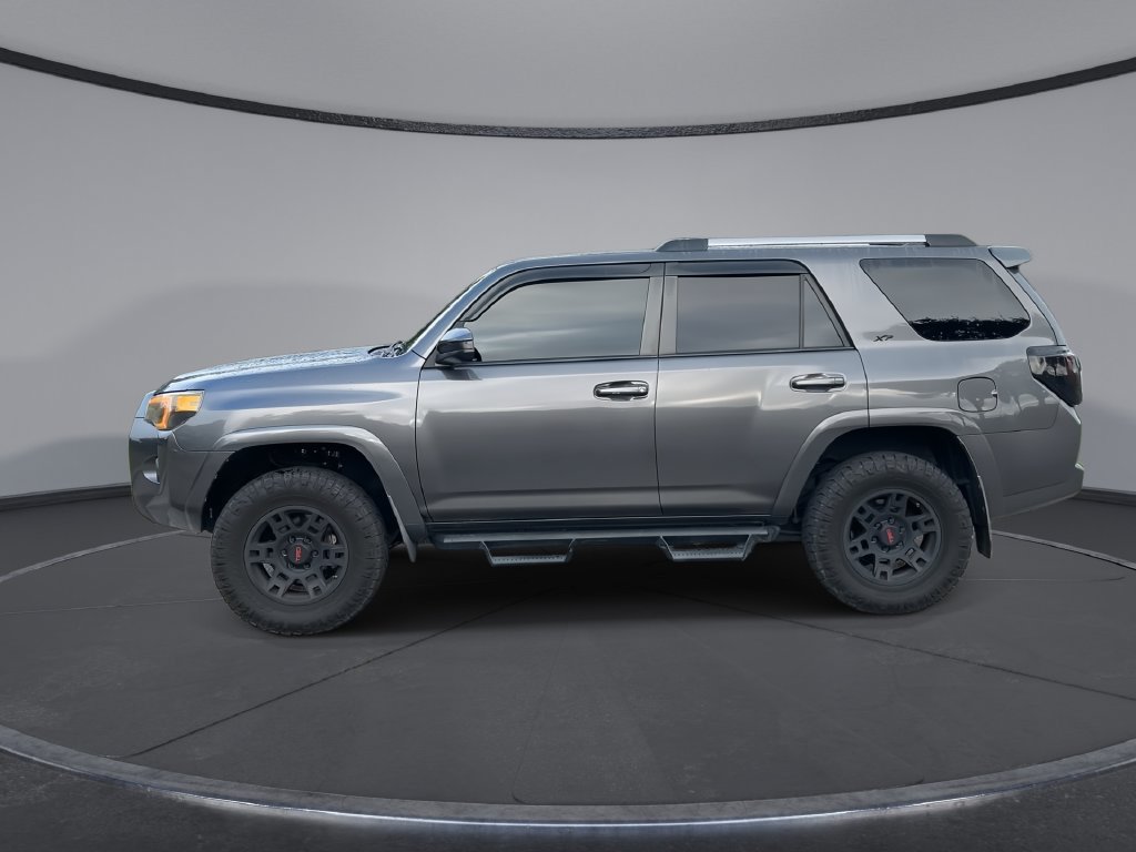 Used 2021 Toyota 4Runner SR5 RWD image 5