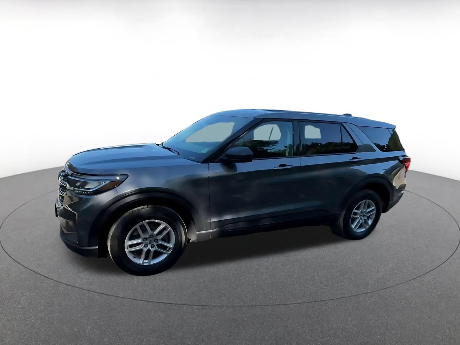 Used 2026 Ford Explorer Active AWD/4WD image 7