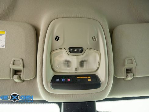 Used 2022 Buick Encore GX Preferred w/ Cold Weather Comfort Package AWD/4WD image 23