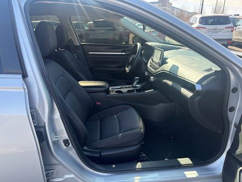 Used 2021 Nissan Altima 2.5 SV image 32