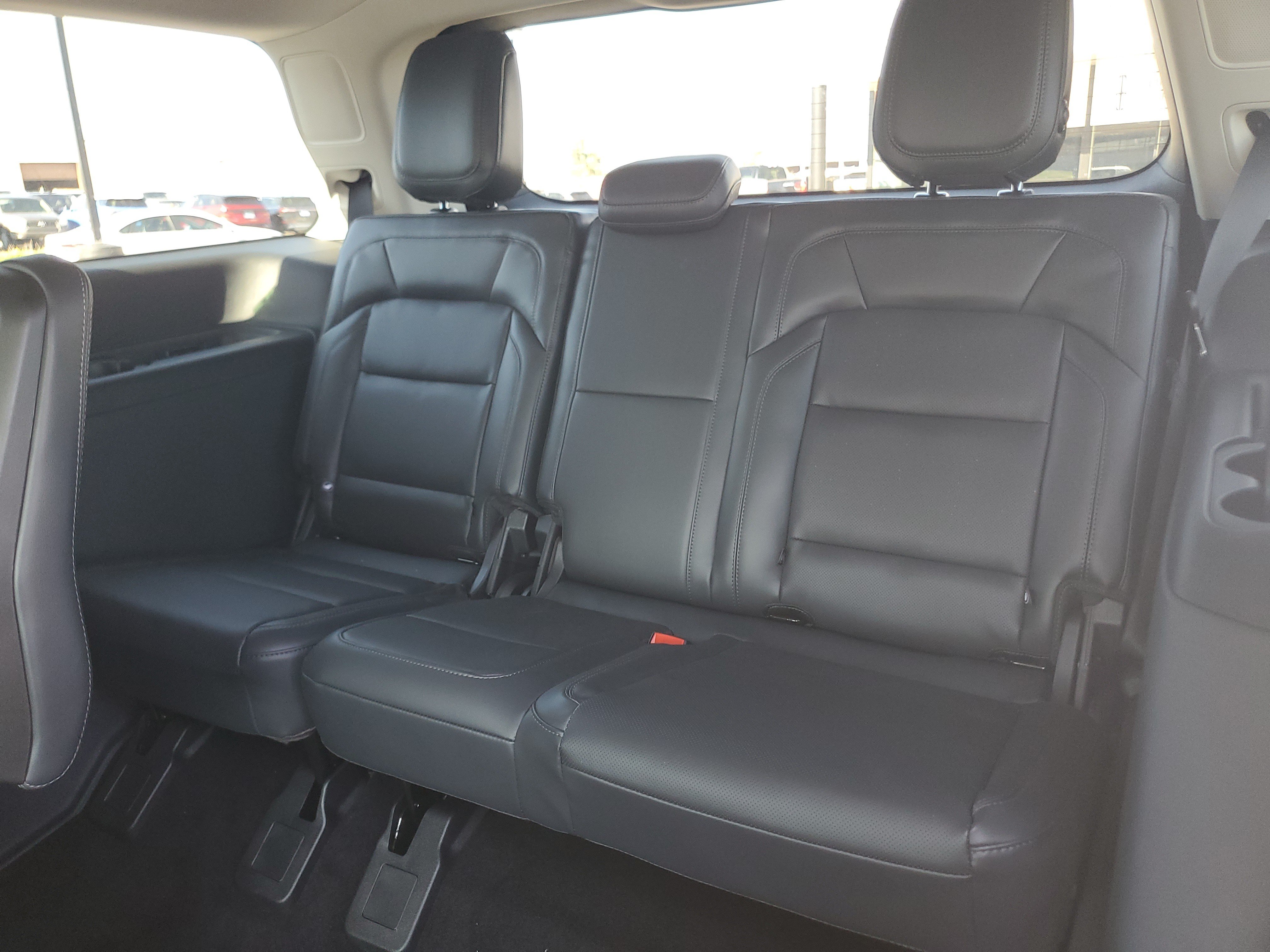 New 2027 Lincoln Navigator Reserve AWD/4WD image 32