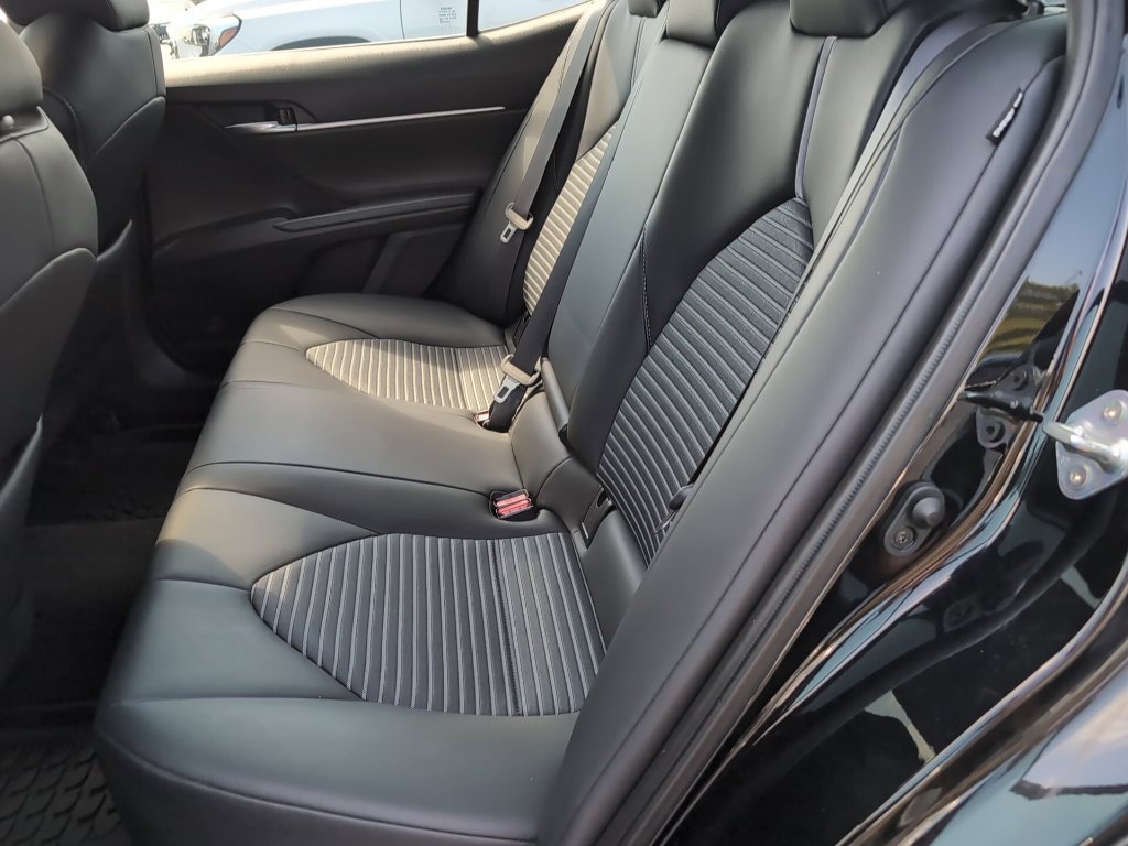 Used 2023 Toyota Camry SE w/ Cold Weather Package AWD/4WD image 11