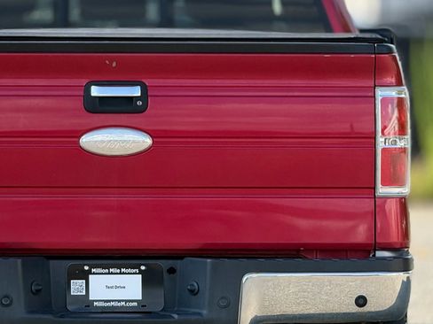 Used 2011 Ford F150 XLT w/ XLT Chrome Pkg AWD/4WD image 14