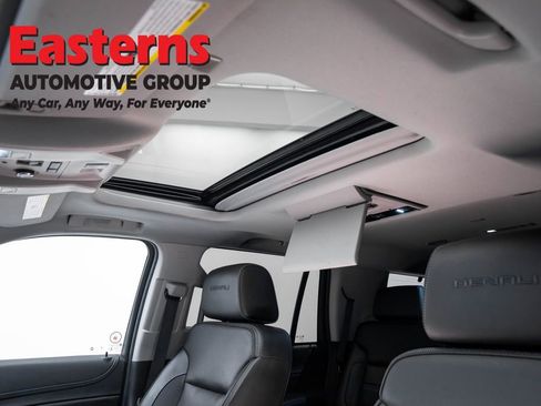 Used 2020 GMC Yukon Denali w/ Denali Ultimate Package image 62