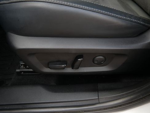 Used 2022 Mitsubishi Outlander SE AWD/4WD image 23