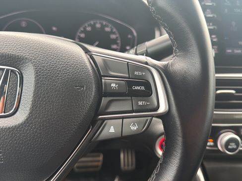 Used 2022 Honda Accord Sport image 18