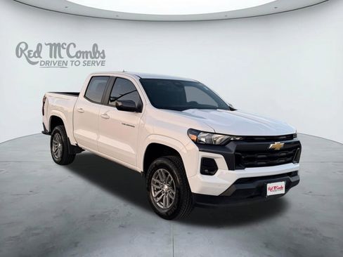Used 2024 Chevrolet Colorado LT w/ LT Convenience Package image 7