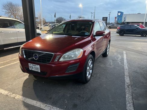 Used 2011 Volvo XC60 3.2 image 1