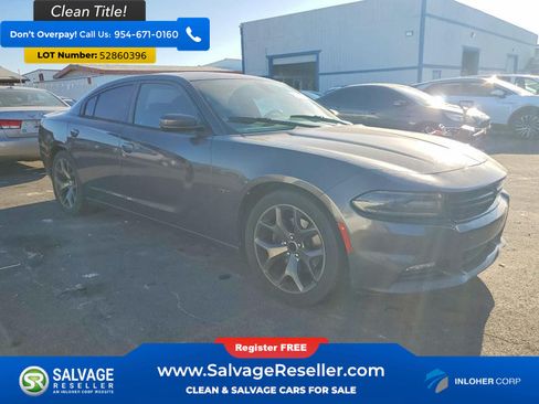 Used 2015 Dodge Charger R/T w/ Plus Group RWD image 5