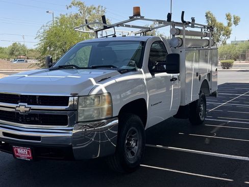Used 2008 Chevrolet Silverado 3500 W/T RWD image 12