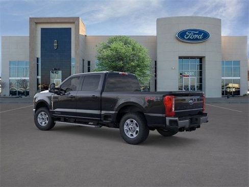 New 2026 Ford F250 XLT w/ FX4 Off-Road Package image 4