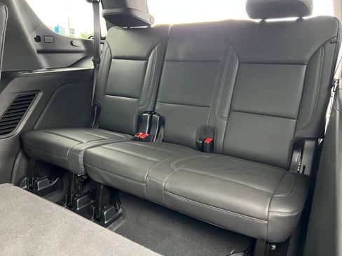 Used 2025 Chevrolet Tahoe LT image 16