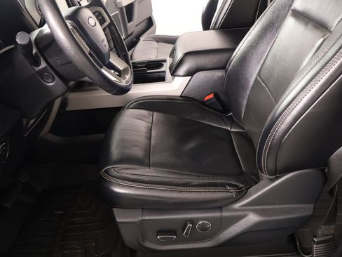 Used 2019 Ford F250 Lariat w/ Lariat Ultimate Package image 12