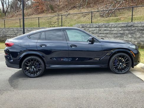 Used 2025 BMW X6 xDrive40i w/ Executive Package image 11