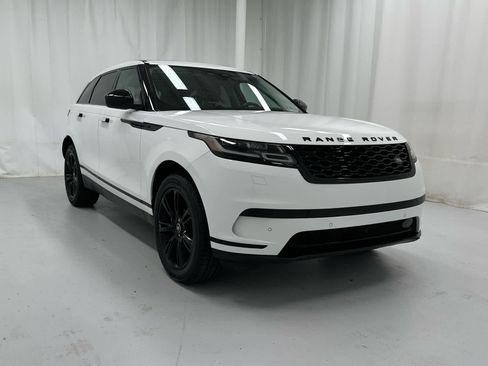 Used 2023 Land Rover Range Rover Velar S AWD/4WD image 2