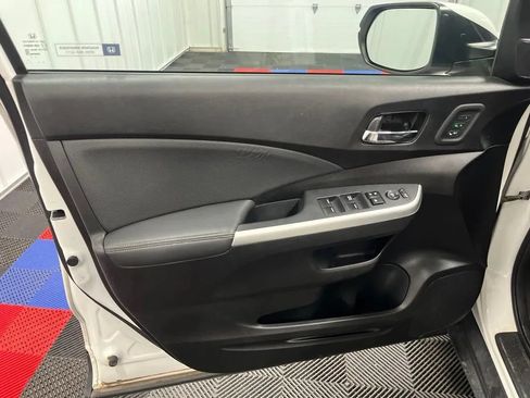 Used 2016 Honda CR-V Touring image 18
