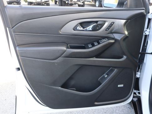 Used 2024 Chevrolet Traverse Premier w/ Redline Edition image 30