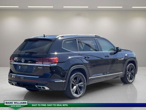 Used 2022 Volkswagen Atlas SEL R-Line image 7