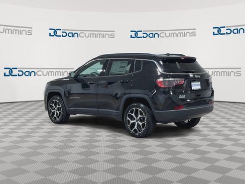 New 2026 Jeep Compass Limited AWD/4WD image 6