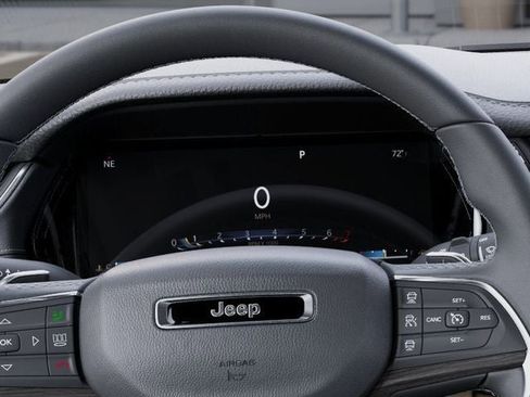 New 2026 Jeep Grand Cherokee L Limited image 17