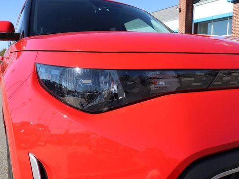 Used 2025 Kia Soul LX w/ Option Group 015 image 4