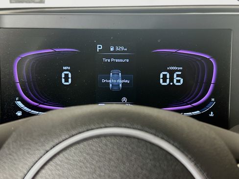 Used 2025 Kia Sportage LX FWD image 18