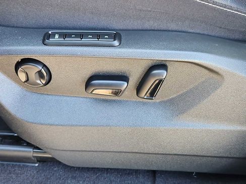 Certified 2024 Volkswagen Atlas SEL image 25