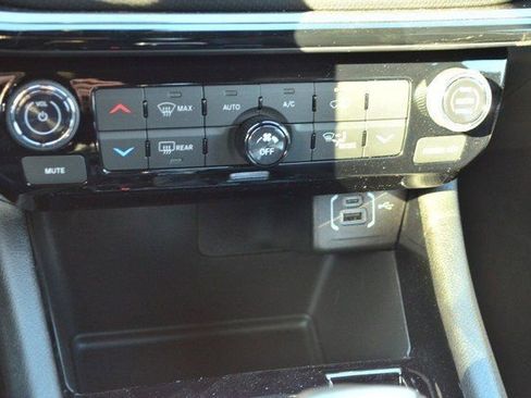 New 2026 Jeep Compass Limited image 26