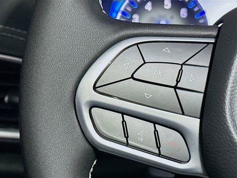 New 2026 Chrysler Pacifica Limited image 28