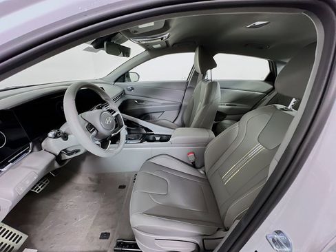 New 2026 Hyundai Elantra Sport image 18