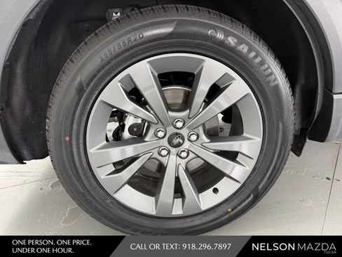 Used 2022 Ford Explorer XLT w/ Equipment Group 202A AWD/4WD image 14