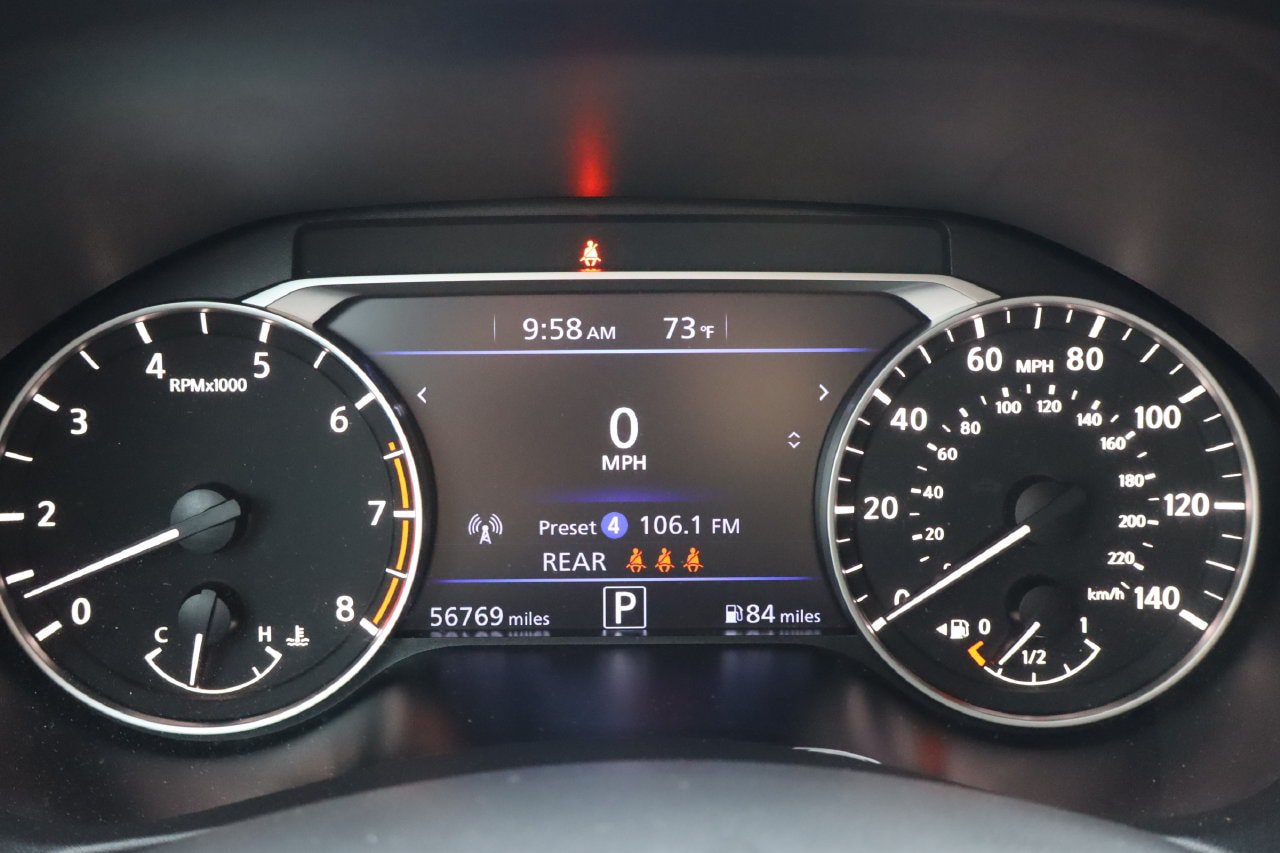 Certified 2024 Nissan Altima 2.5 SR FWD image 9