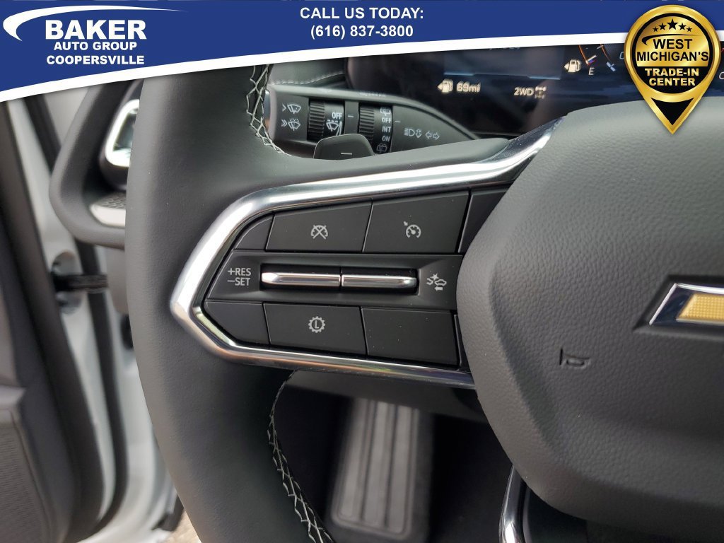 New 2026 Chevrolet Traverse LT w/ Driver Confidence Package AWD/4WD image 19