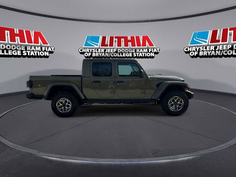 New 2026 Jeep Gladiator Rubicon image 9