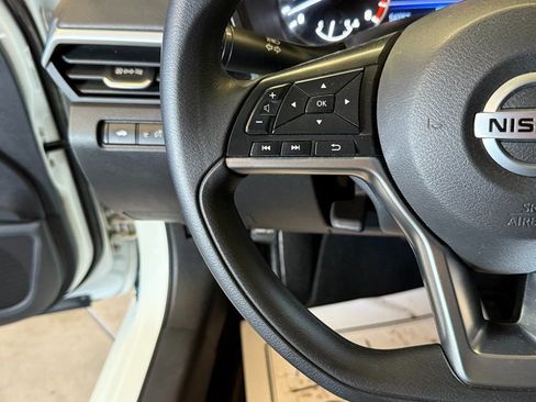 Used 2020 Nissan Altima 2.5 S FWD image 9