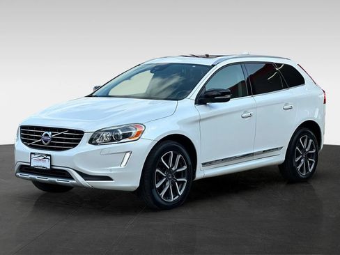 Used 2017 Volvo XC60 T6 Dynamic w/ Preferred Option Package AWD/4WD image 3