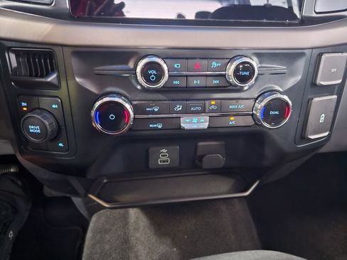 Used 2025 Ford F150 XLT w/ Equipment Group 301A Standard AWD/4WD image 28